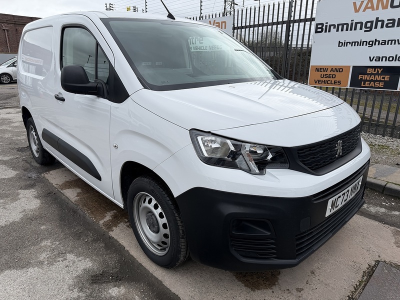 Peugeot 1.5 BlueHDi 1000 Professional Premium + Standard Panel Van 5dr Diesel Manual SWB Euro 6 (s/s) (100 bhp)