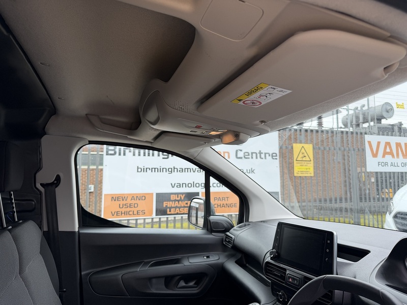 Peugeot 1.5 BlueHDi 1000 Professional Premium + Standard Panel Van 5dr Diesel Manual SWB Euro 6 (s/s) (100 bhp)