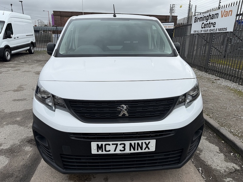 Peugeot 1.5 BlueHDi 1000 Professional Premium + Standard Panel Van 5dr Diesel Manual SWB Euro 6 (s/s) (100 bhp)