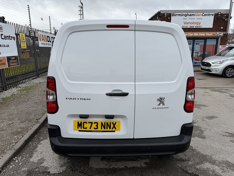 Peugeot 1.5 BlueHDi 1000 Professional Premium + Standard Panel Van 5dr Diesel Manual SWB Euro 6 (s/s) (100 bhp)