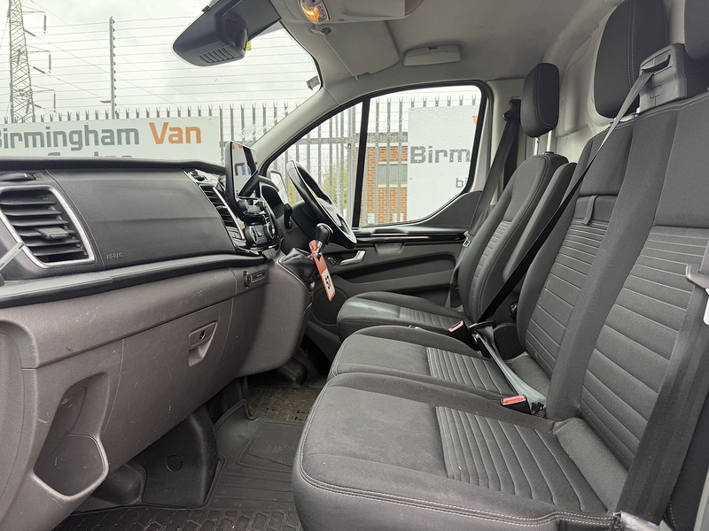 Ford 2.0 300 EcoBlue Limited Panel Van 5dr Diesel Manual L2 H1 Euro 6 (s/s) (130 ps)