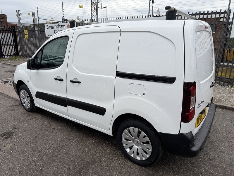 Citroen 1.6 BlueHDi 625 Enterprise Panel Van 5dr Diesel Manual L1 (112 g/km, 75 bhp)