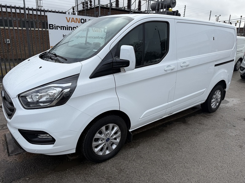 Ford 2.0 300 EcoBlue Limited Panel Van 5dr Diesel Manual L1 H1 Euro 6 (s/s) (130 ps)