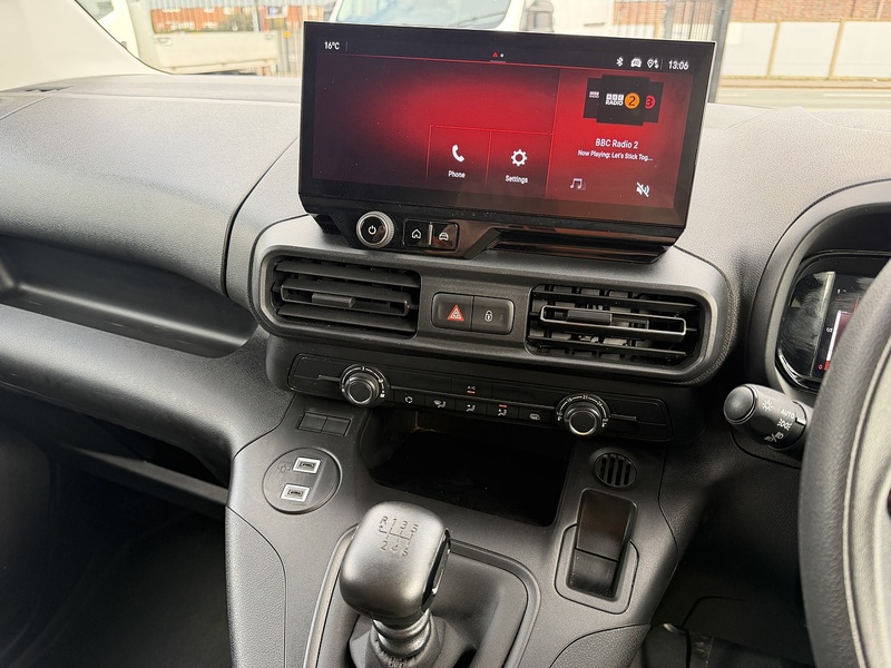 Vauxhall 1.5 Turbo D 2300 Prime Panel Van 5dr Diesel Manual SWB Euro 6 (s/s) (100 ps)