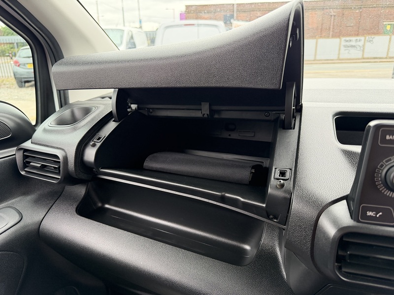 Vauxhall Combo Turbo D 2300 Prime - U8875
