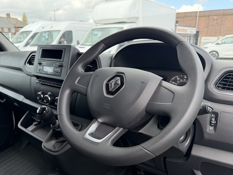 Renault 2.3DCi 135 LWB L3H2 3500  BUSINESS PLUS (AIRCON)