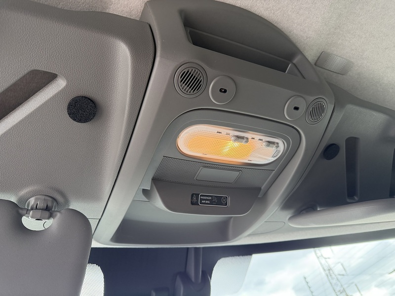 Renault 2.3DCi 135 LWB L3H2 3500  BUSINESS PLUS (AIRCON)