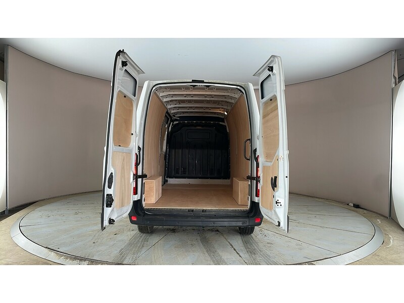 Renault 2.3 dCi 35 Business+ Panel Van 5dr Diesel Manual FWD LWB Medium Roof Euro 6 (135 ps)