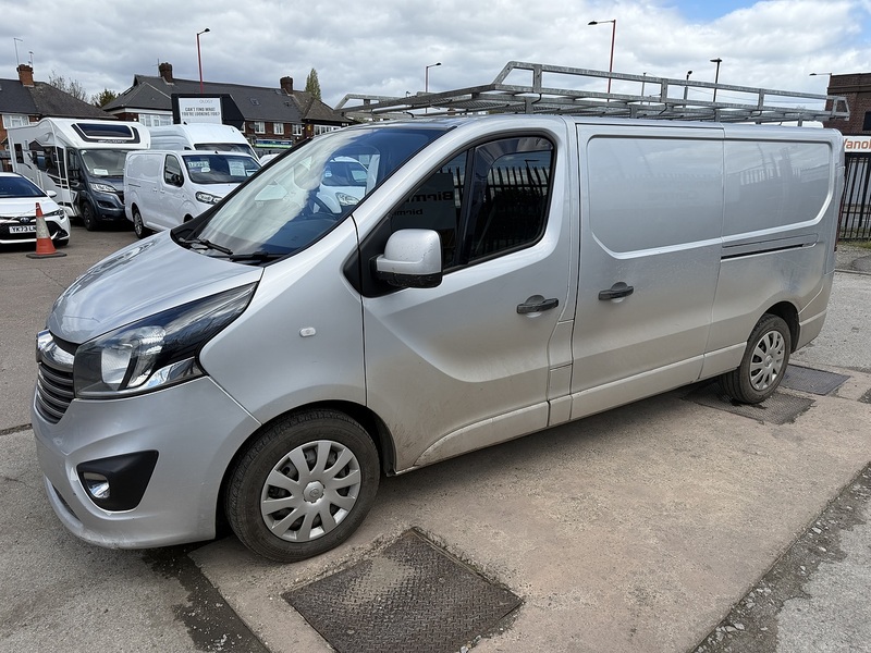 Vauxhall 1.6 CDTi 2900 Sportive Panel Van 5dr Diesel Manual L2 H1 Euro 5 (115 ps)