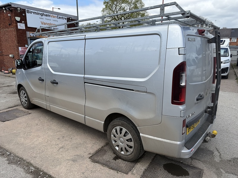 Vauxhall 1.6 CDTi 2900 Sportive Panel Van 5dr Diesel Manual L2 H1 Euro 5 (115 ps)