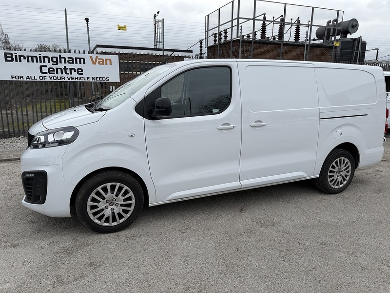 Vauxhall 1.5 Turbo D 2900 Pro Panel Van 6dr Diesel Manual L2 H1 Euro 6 (s/s) (100 ps)