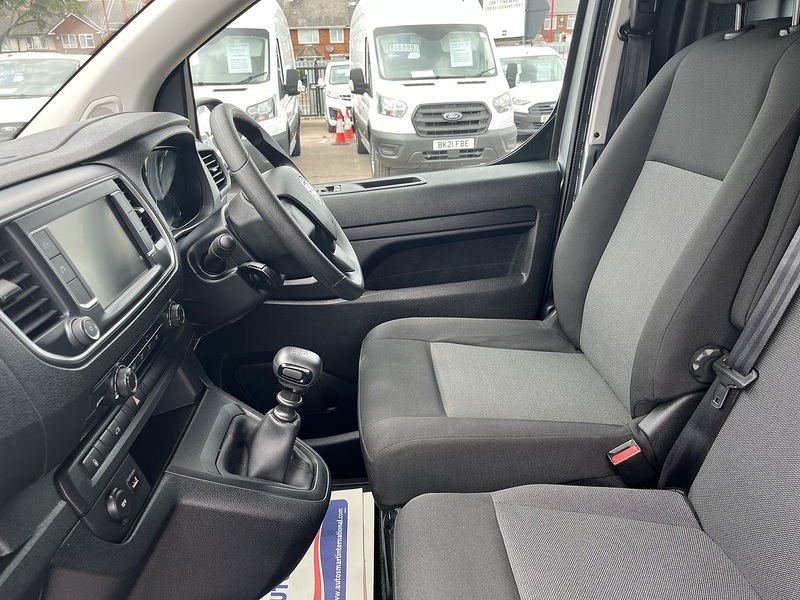 Vauxhall 1.5 Turbo D 2900 Pro Panel Van 6dr Diesel Manual L2 H1 Euro 6 (s/s) (100 ps)
