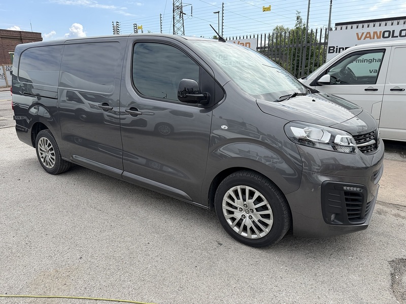 Vauxhall 1.5 Turbo D 2900 Pro Panel Van 6dr Diesel Manual L2 H1 Euro 6 (s/s) (100 ps)
