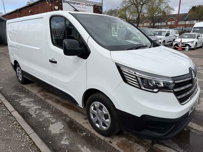 Renault 2.0 dCi Blue LL30 Business+ Panel Van 5dr Diesel Manual L2 H1 Euro 6 (s/s) (130 ps)
