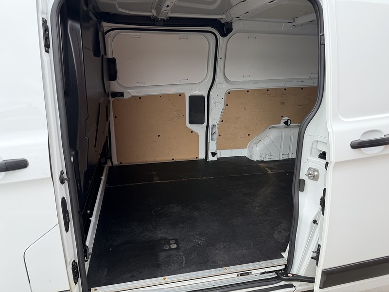 Ford 2.0 320 EcoBlue Trend Panel Van 5dr Diesel Manual L2 H1 Euro 6 (s/s) (105 ps)