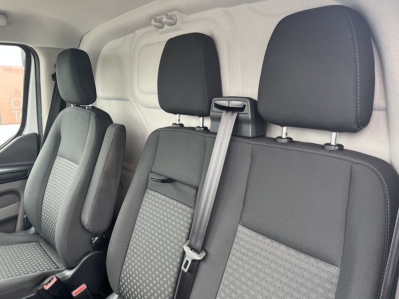 Ford 2.0 320 EcoBlue Trend Panel Van 5dr Diesel Manual L2 H1 Euro 6 (s/s) (105 ps)