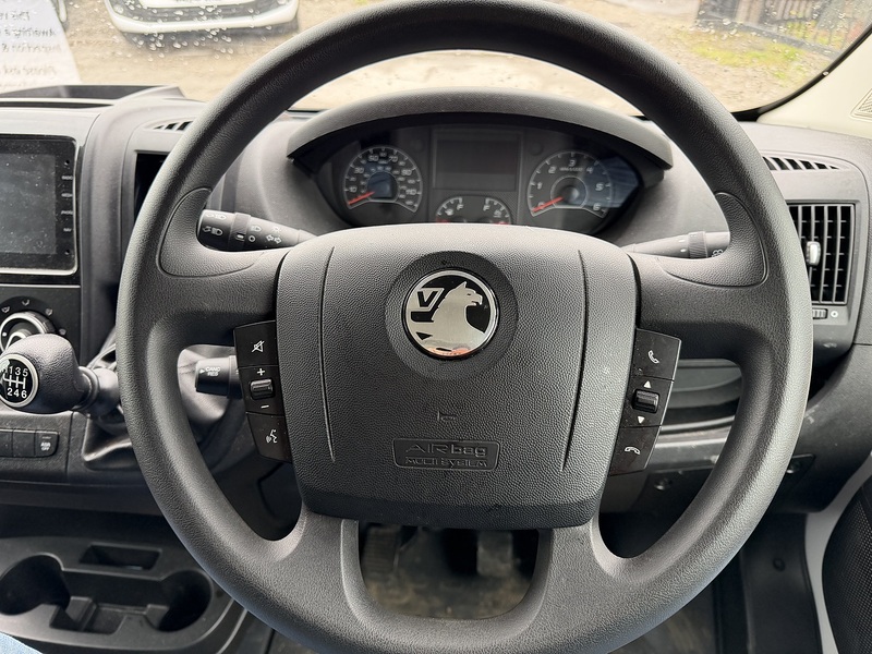 Vauxhall 2.2 CDTi 3500 BiTurbo Prime Panel Van 5dr Diesel Manual FWD L2 H2 Euro 6 (s/s) (140 ps)