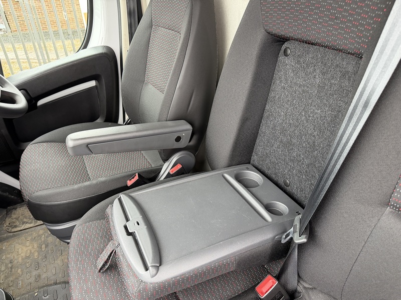Vauxhall 2.2 CDTi 3500 BiTurbo Prime Panel Van 5dr Diesel Manual FWD L2 H2 Euro 6 (s/s) (140 ps)