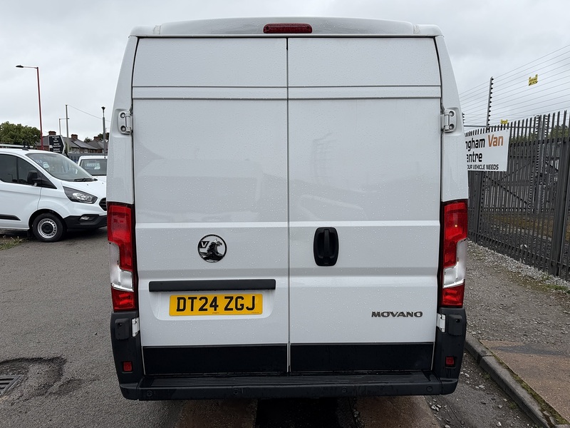 Vauxhall 2.2 CDTi 3500 BiTurbo Prime Panel Van 5dr Diesel Manual FWD L2 H2 Euro 6 (s/s) (140 ps)