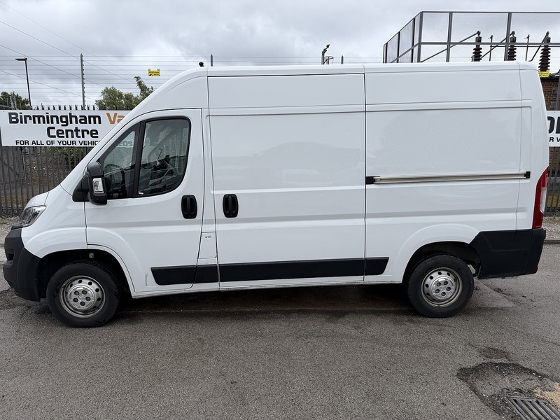 Vauxhall 2.2 CDTi 3500 BiTurbo Prime Panel Van 5dr Diesel Manual FWD L2 H2 Euro 6 (s/s) (140 ps)