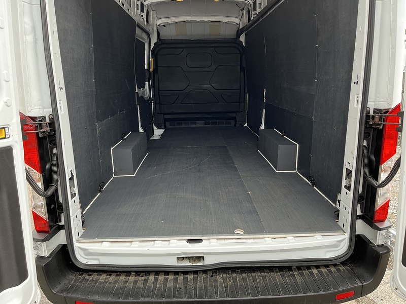 Ford 2.0 350 130 L4 XLWB Leader Panel Van  Manual RWD L4 H3 Euro 6
