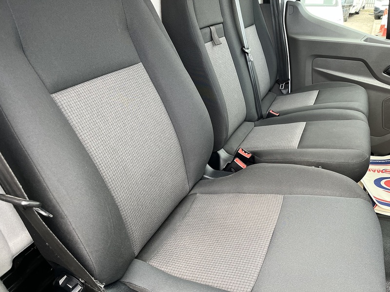 Ford 2.0 350 130 L4 XLWB Leader Panel Van  Manual RWD L4 H3 Euro 6