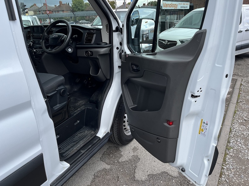 Ford 2.0 350 130 L4 XLWB Leader Panel Van  Manual RWD L4 H3 Euro 6