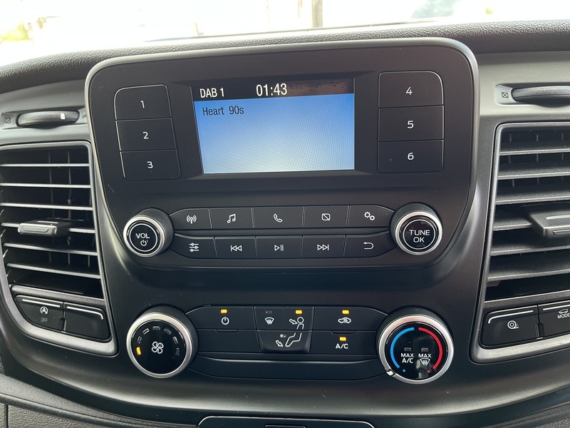 Ford Transit 350 EcoBlue Leader - U8921