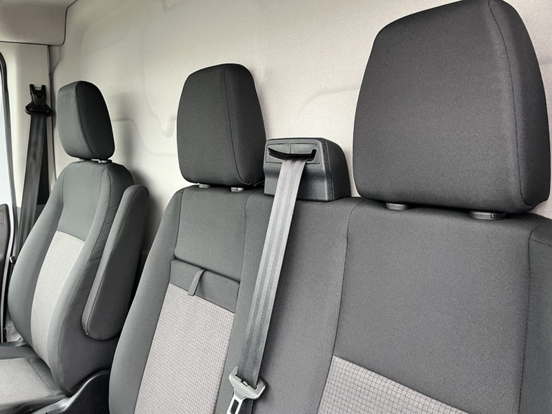 Ford Transit 350 EcoBlue Leader - U8921