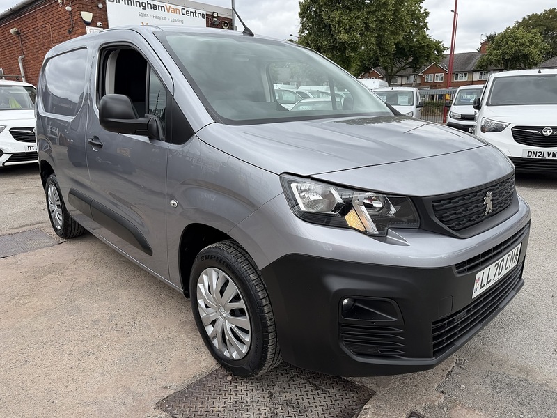 Peugeot 1.5 BlueHDi 1000 Professional Standard Panel Van 5dr Diesel Manual SWB Euro 6 (100 bhp)