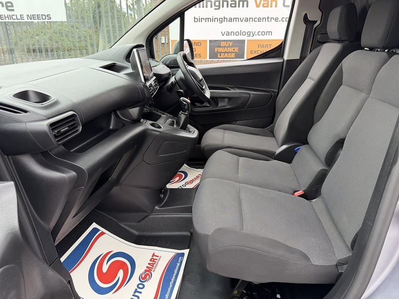 Peugeot 1.5 BlueHDi 1000 Professional Standard Panel Van 5dr Diesel Manual SWB Euro 6 (100 bhp)