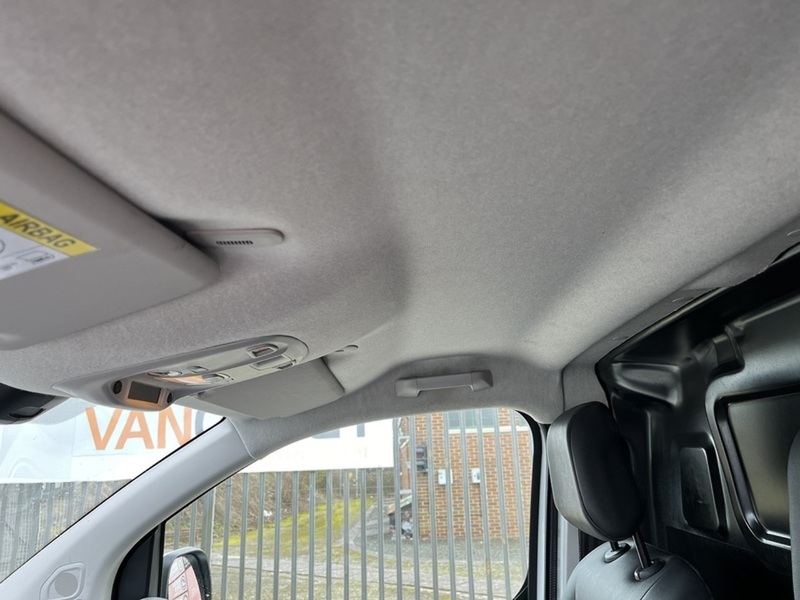 Vauxhall 1.5TDi 100 PRO L2 LWB ULEZ (HIGH SPEC)