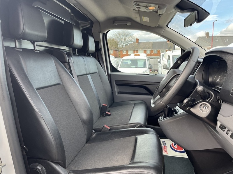 Vauxhall 1.5TDi 100 PRO L2 LWB ULEZ (HIGH SPEC)