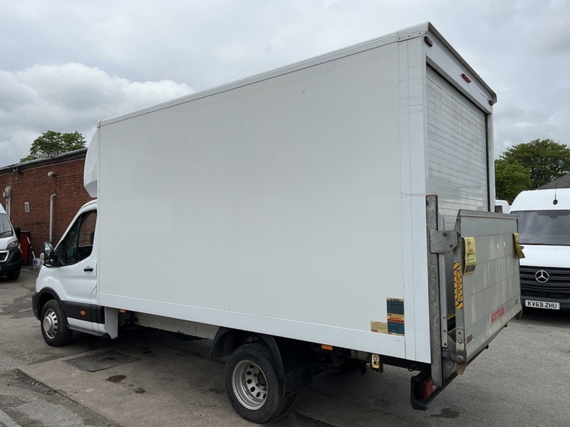 Ford Transit 2.0TDCi 350 L4 XLWB LUTON DRW RWD TAIL-LIFT AIRCON - U8943
