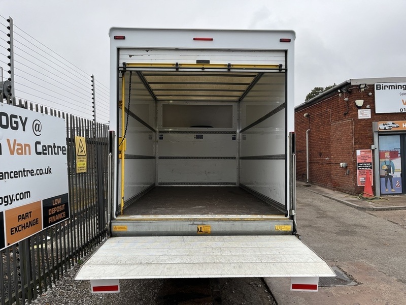 Ford Transit 2.0TDCi 350 L4 XLWB LUTON DRW RWD TAIL-LIFT AIRCON - U8943