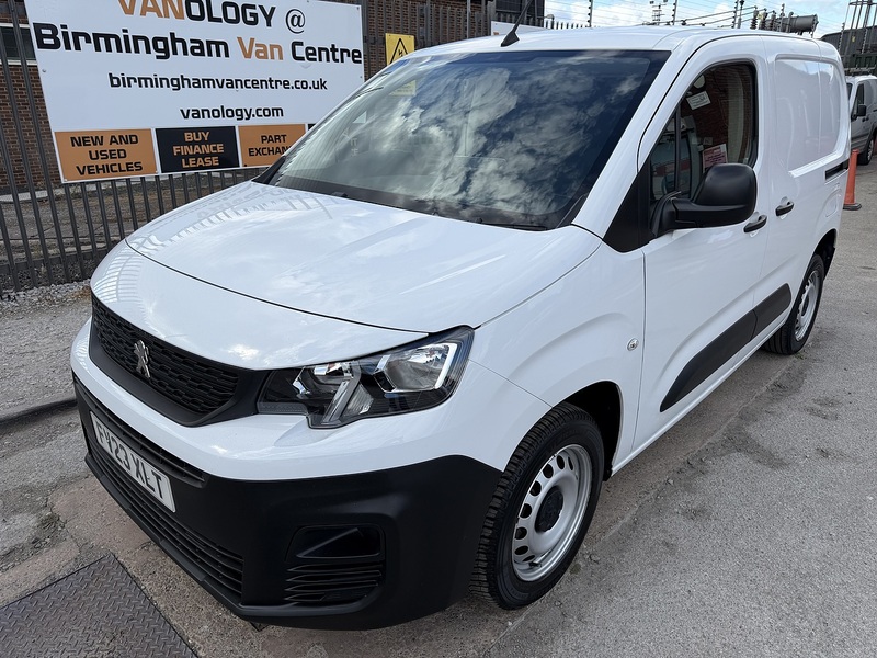 Peugeot Partner BlueHDi 1000 Professional Premium + - U8944