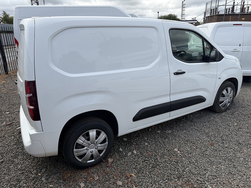 Vauxhall Combo Turbo D 2300 Sportive - U8949