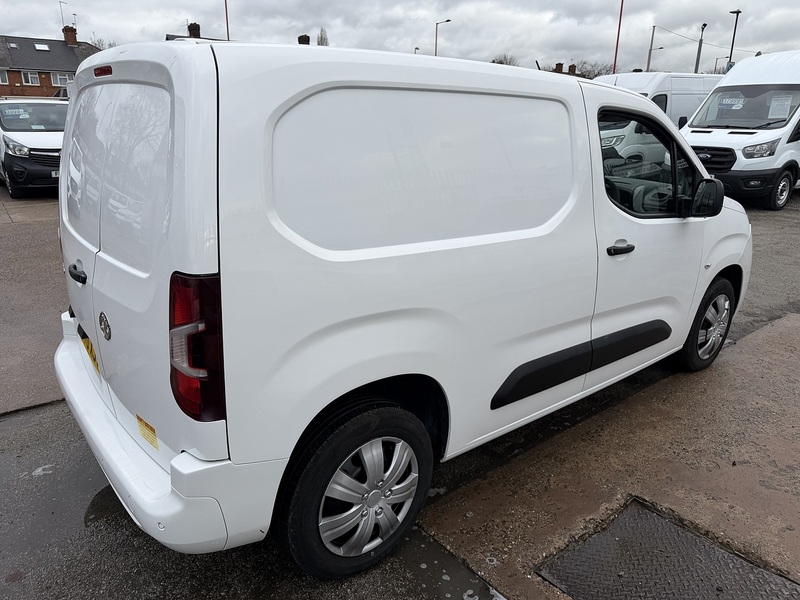 Vauxhall Combo Turbo D 2300 Sportive - U8949