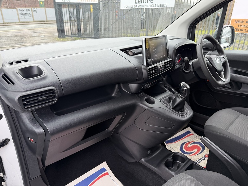 Vauxhall Combo Turbo D 2300 Sportive - U8954