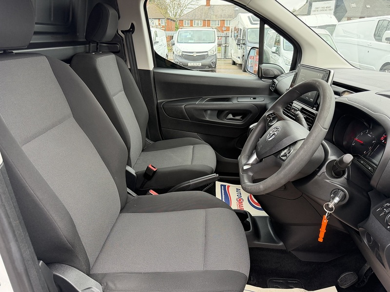 Vauxhall Combo Turbo D 2300 Sportive - U8954