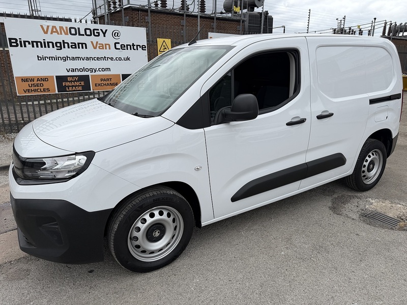 Vauxhall Combo Turbo D 2300 Prime-Plus - U8956