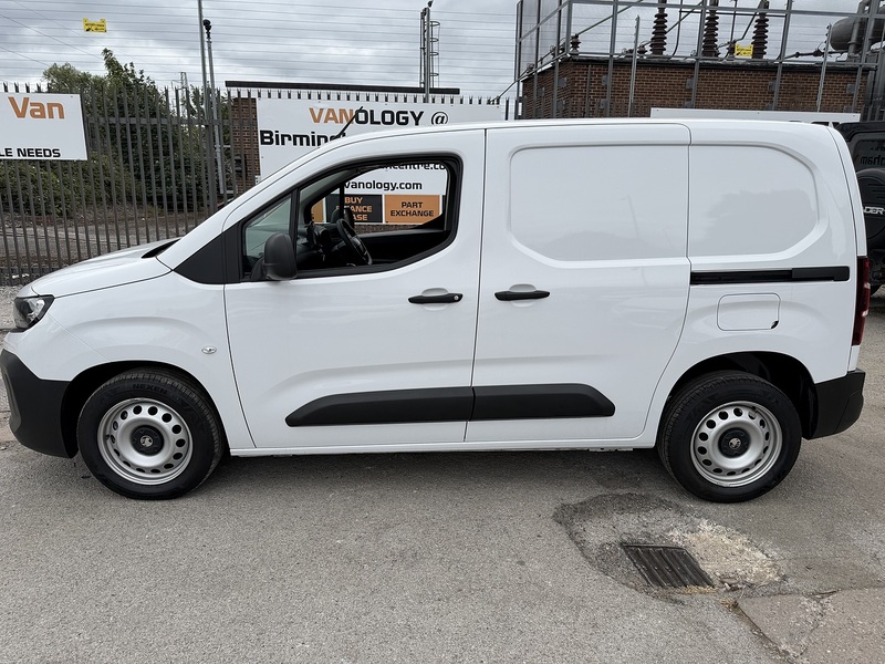 Vauxhall Combo Turbo D 2300 Prime-Plus - U8956
