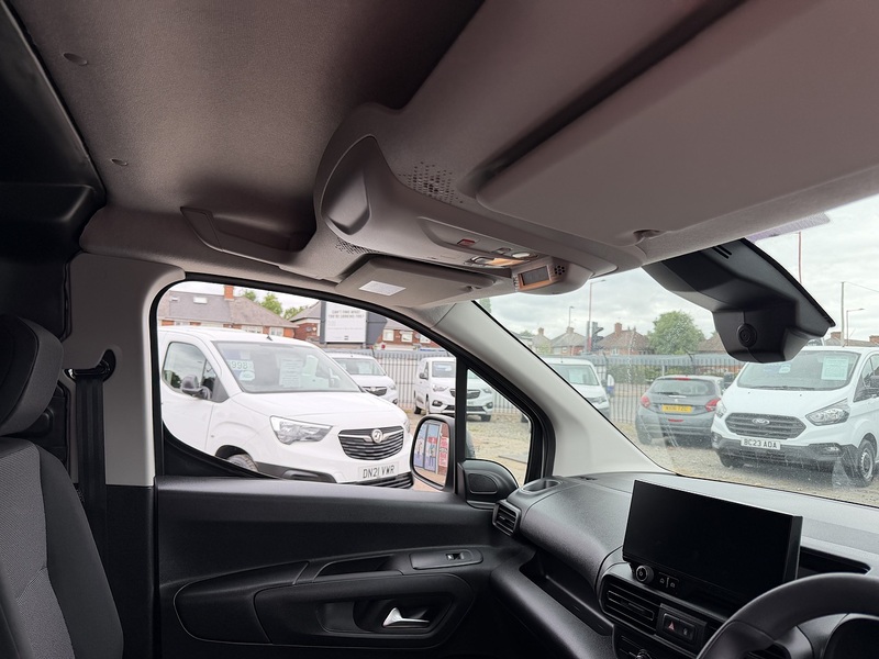 Vauxhall Combo Turbo D 2300 Prime-Plus - U8956