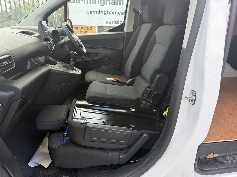 Vauxhall Combo Turbo D 2300 Prime-Plus - U8956