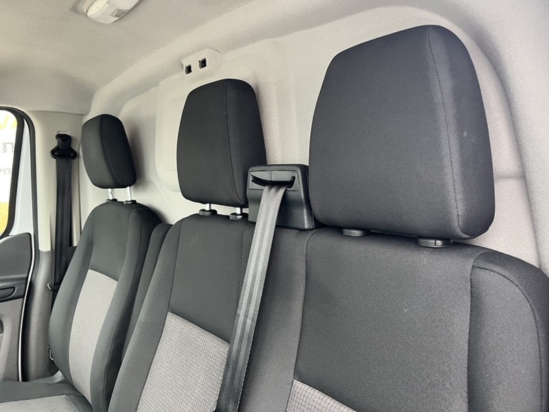 Ford Transit Custom 300 EcoBlue Leader - U8957
