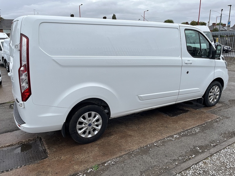 Ford Transit Custom 300 EcoBlue Limited - U8959