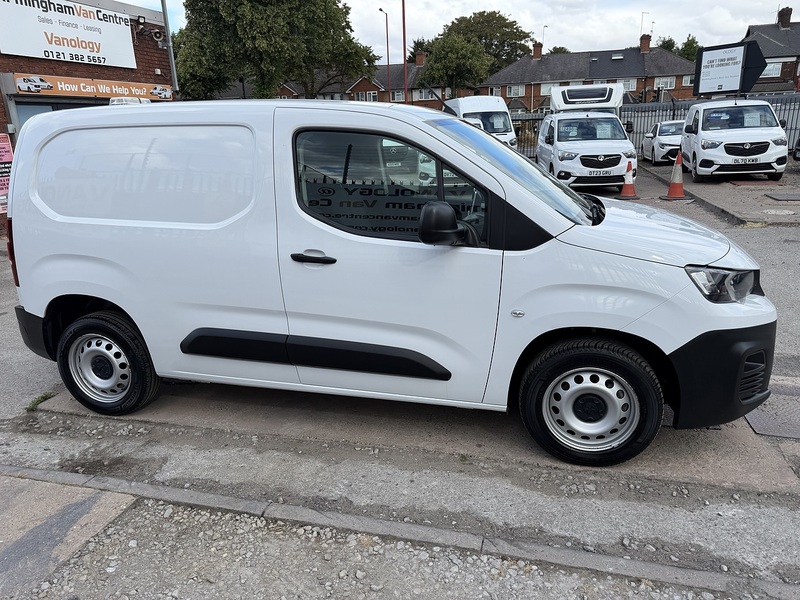 Peugeot Partner BlueHDi 1000 Professional Premium + - U8961