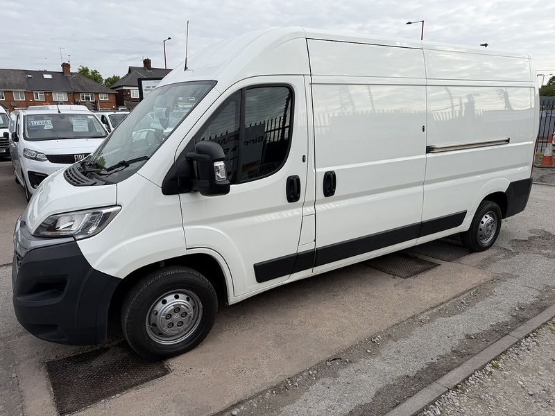 Vauxhall Movano CDTi 3500 BiTurbo Dynamic - U8962