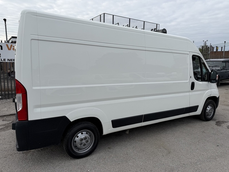 Vauxhall Movano CDTi 3500 BiTurbo Dynamic - U8962