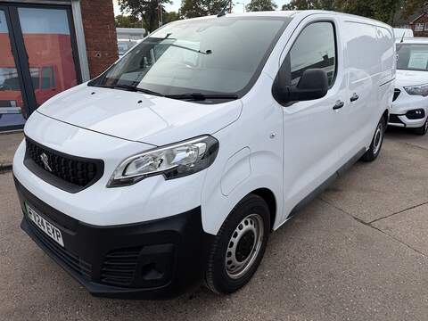 Peugeot e-Expert e 1200 75kWh Professional Standard Panel Van 6dr Electric Auto MWB (136 ps)